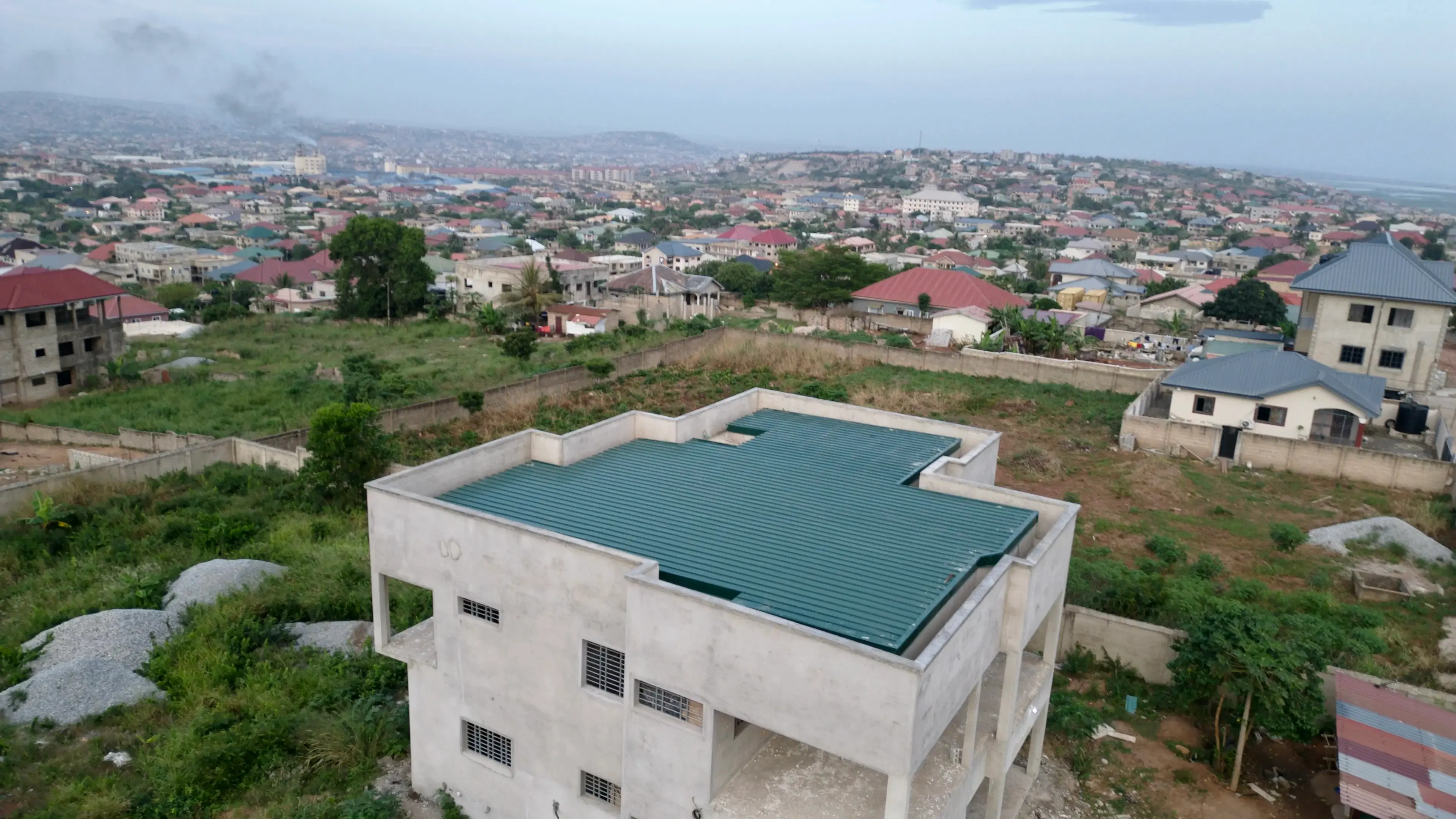 HOW SECRET ROOFING IS DONE IN GHANA: HIDDEN ROOFING INSTALLATION GUIDE- 2025
